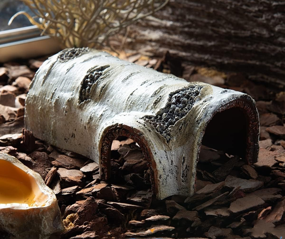 Artificial Birch Log Hide Reptile Shelter Leopard Gecko Young Bearded Dragon Snake Sleeping Cave Wood Shape Hideout Terrarium Bush Landscaping Ornament (S)