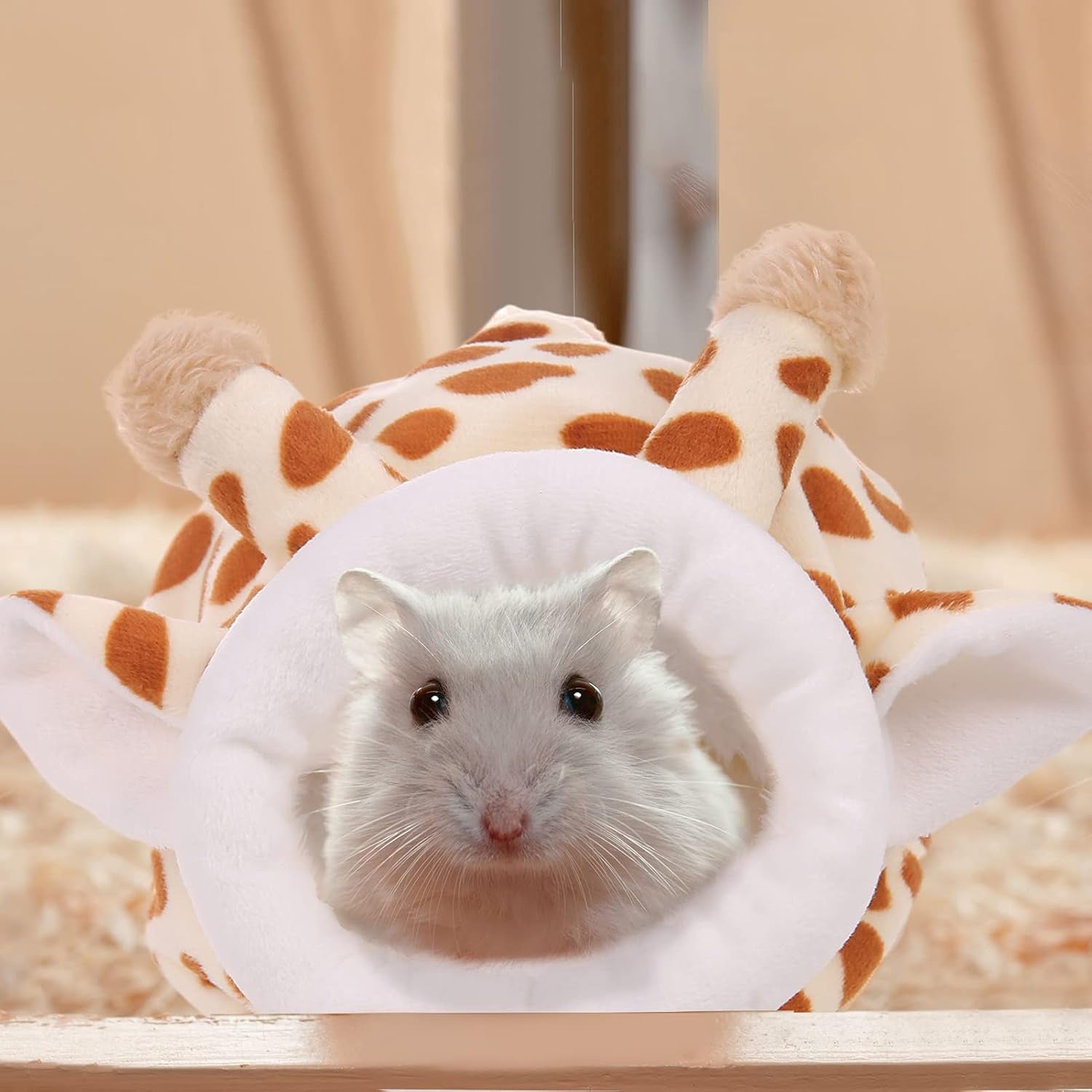 Hamster Mini Bed, Warm Small Pets Animals House Bedding, Cozy Nest Cage Accessories, Lightweight Cotton Sofa for Dwarf Hamster (White)