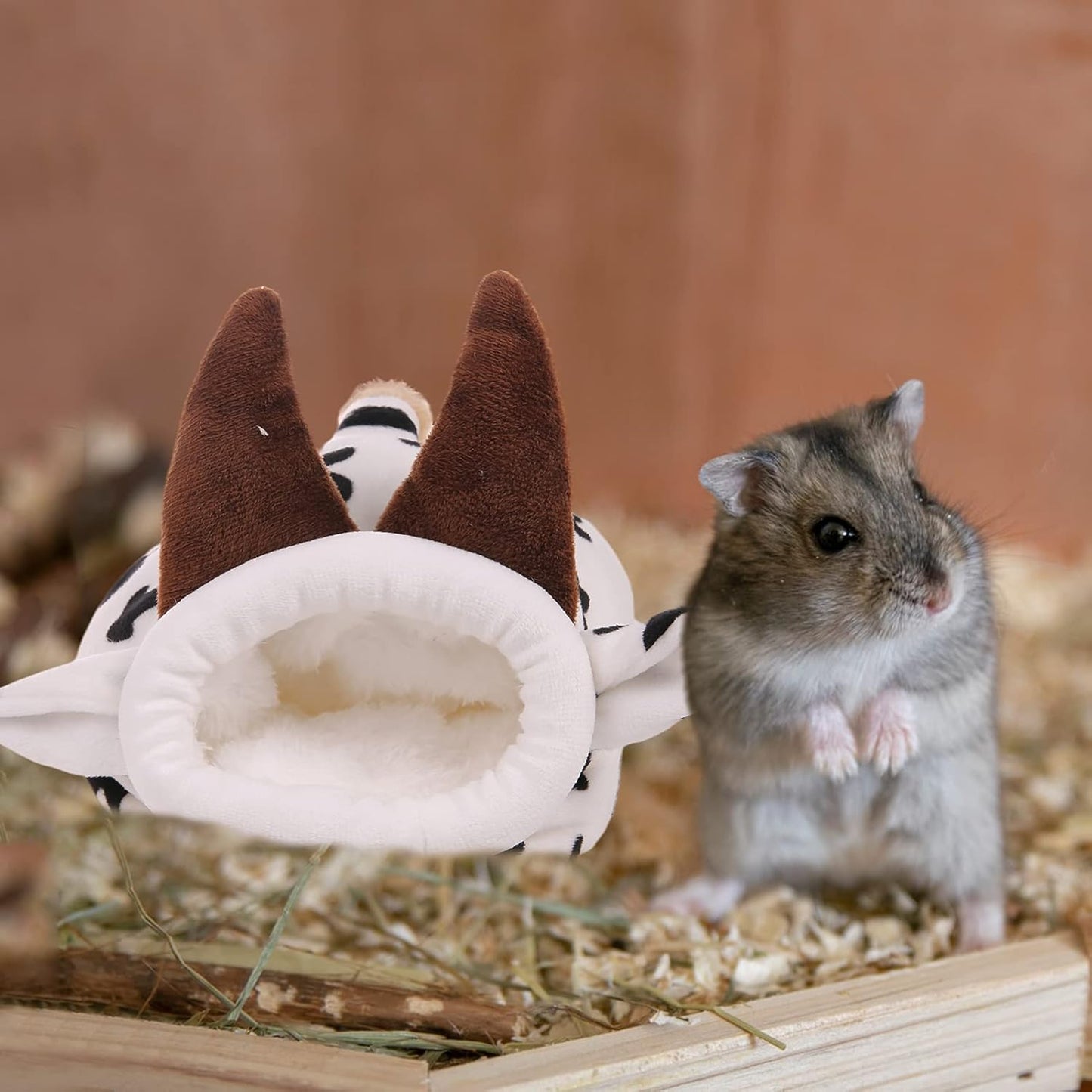 Hamster Mini Bed, Warm Small Pets Animals House Bedding, Cozy Nest Cage Accessories, Lightweight Cotton Sofa for Dwarf Hamster (White)