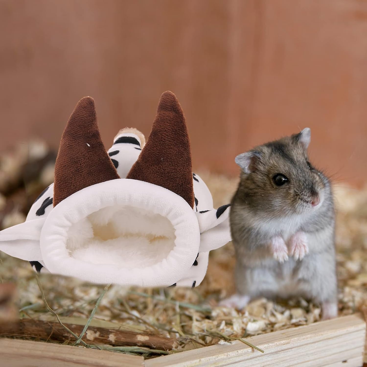 Hamster Mini Bed, Warm Small Pets Animals House Bedding, Cozy Nest Cage Accessories, Lightweight Cotton Sofa for Dwarf Hamster (White)